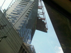 建設中の、スクンビット・ソイ22のホテル ホリデイイン