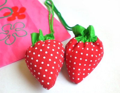 プチギフト　イチゴエコバッグ